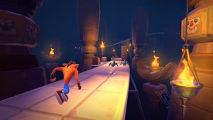 Crash Bandicoot: On the Run! screenshot 1