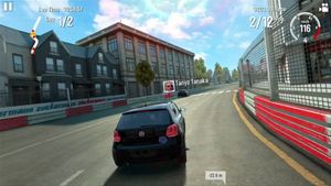 GT Racing 2: The Real Car Experience screenshot 1